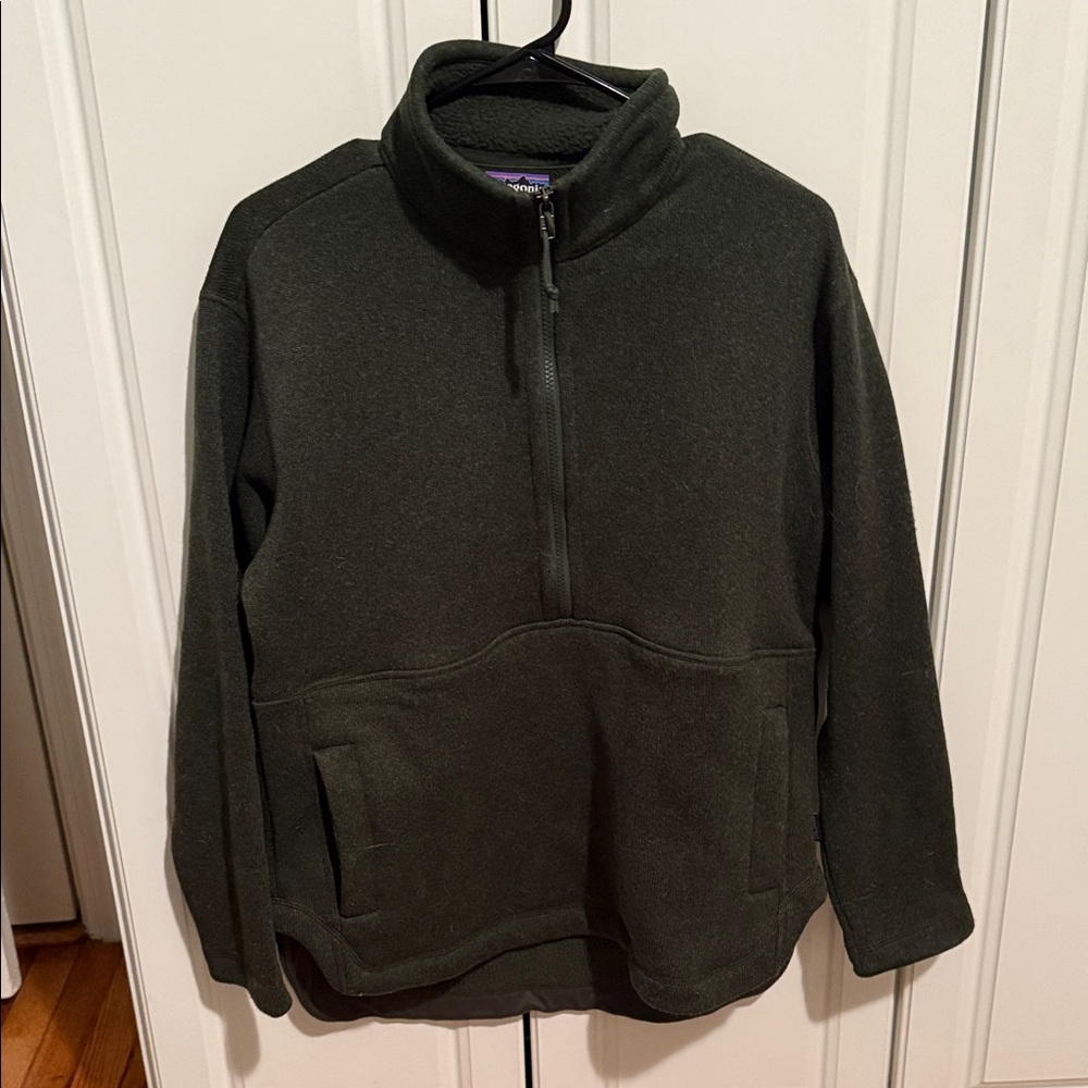 Patagonia Dark Green Quarter-Zip Sweatshirt